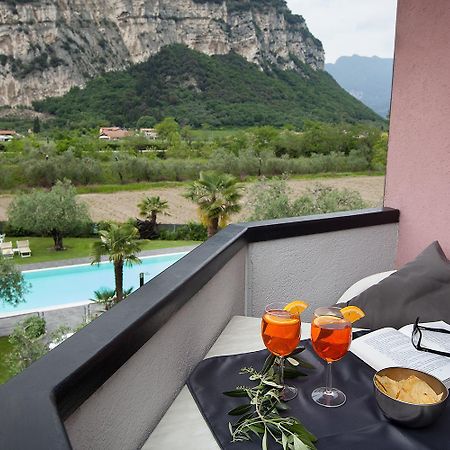 Park Hotel Eden Torbole Sul Garda Екстер'єр фото