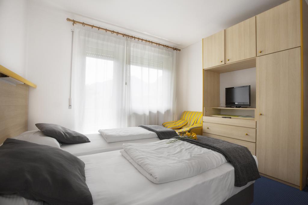 Park Hotel Eden Torbole Sul Garda Екстер'єр фото